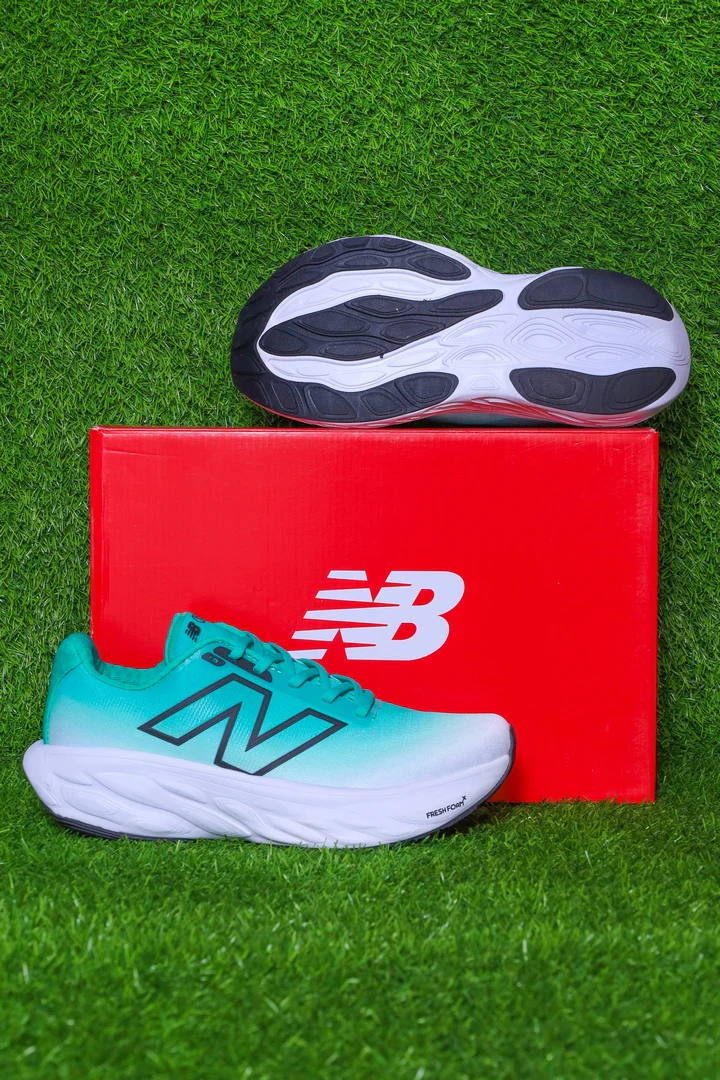 NEW BALANCE 1080*MORE FRESH FOAM