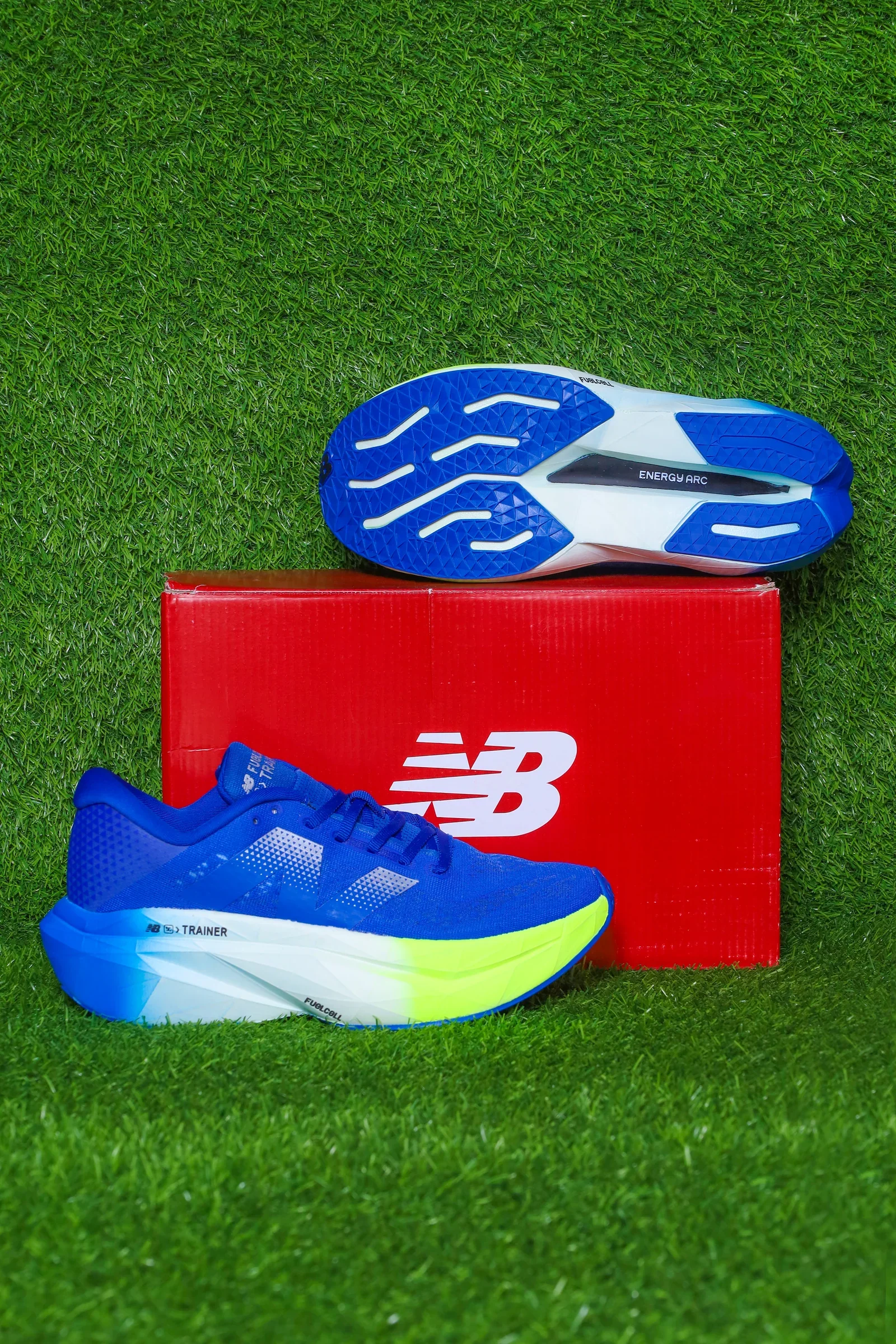 New Balance SC trainer v4