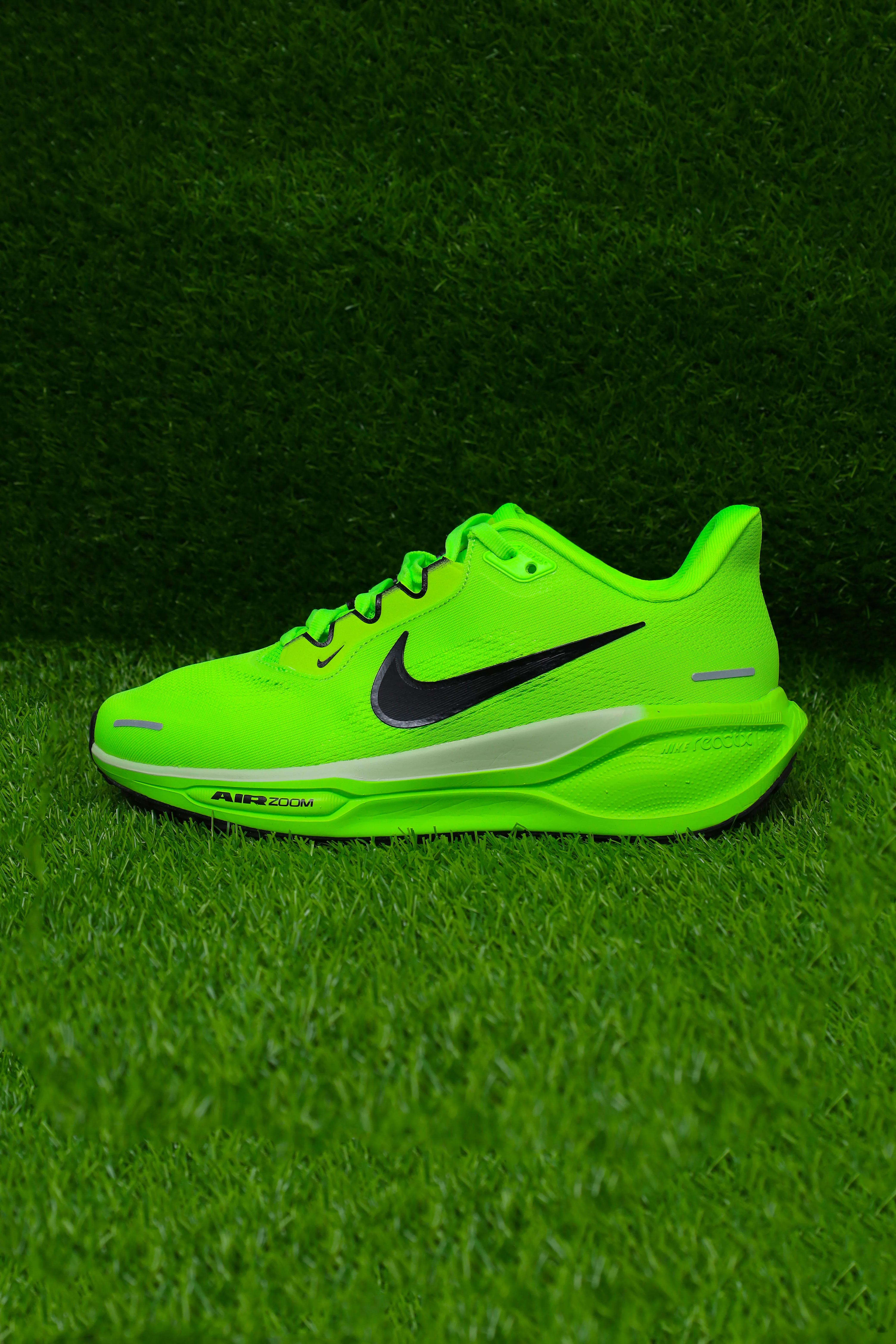 Nike Pegasus 41 - Image 2